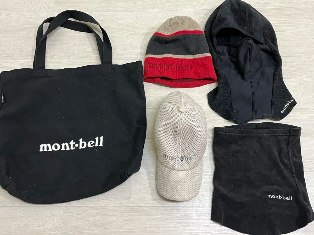 【雷市場（ポンジャン）商品韓国直送】 (バッチ 営業) すべて Montbell（モンベル） これは