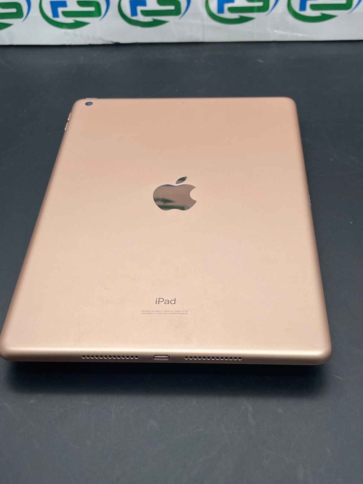 iPad 第7世代 Wi-Fi 32GB ゴールド MW762J/A A2197 ランクB 送料無料