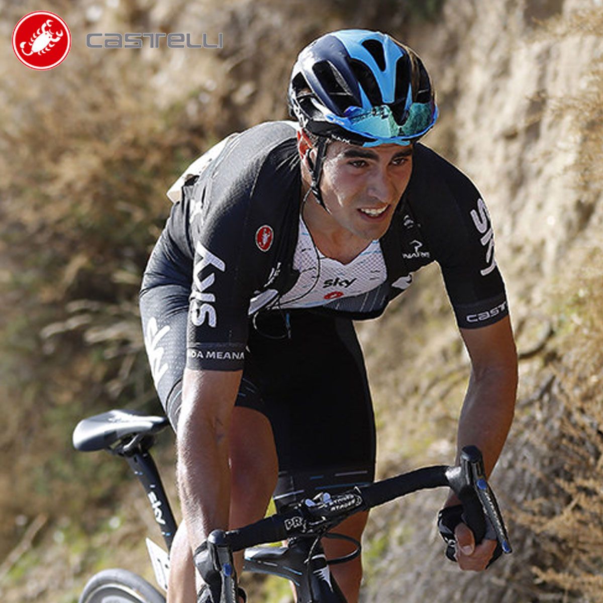 SLEEVELESS カステリ