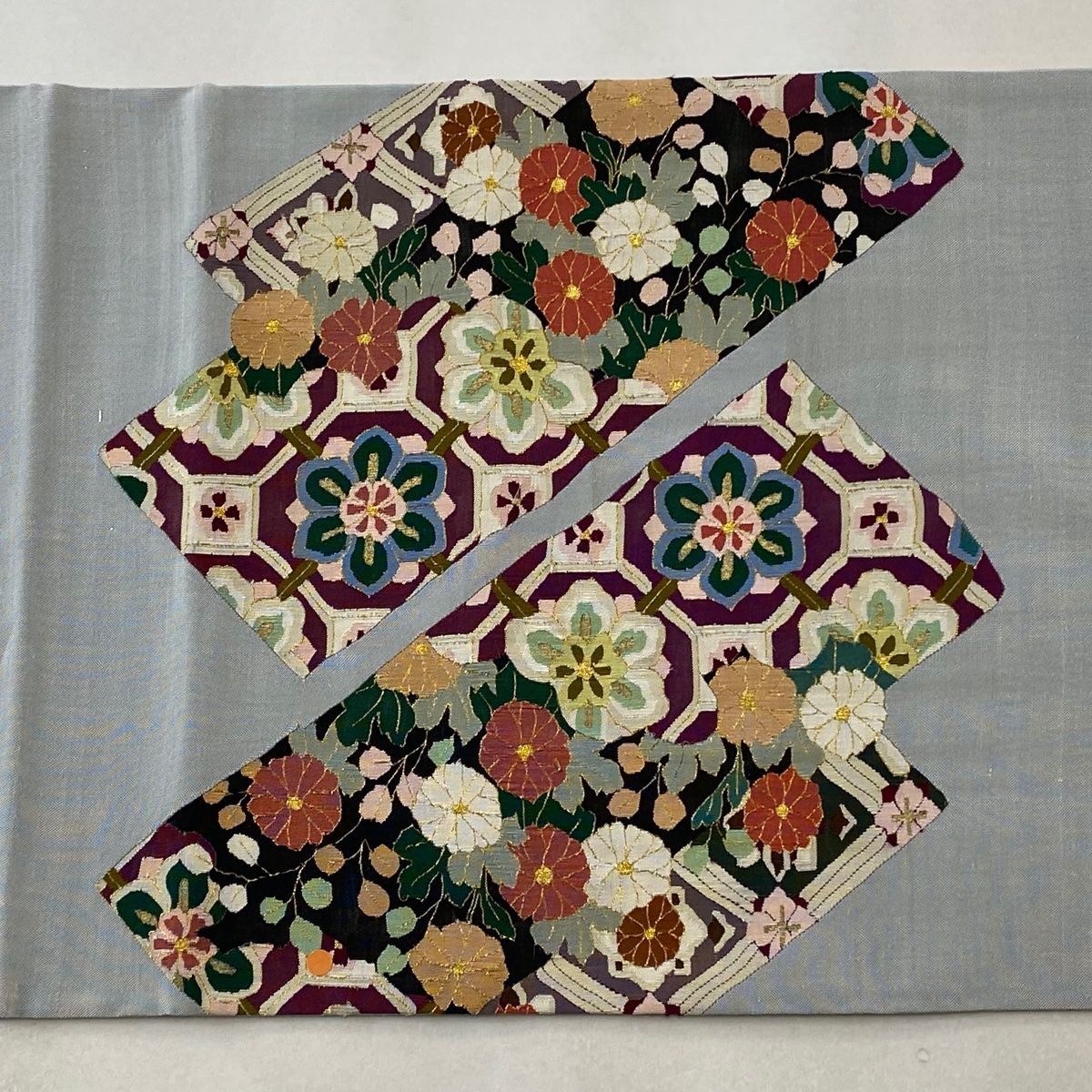 袋帯 美品 秀品 落款 花丸文 蜀江文 金糸 箔 クリーム 六通 正絹 【