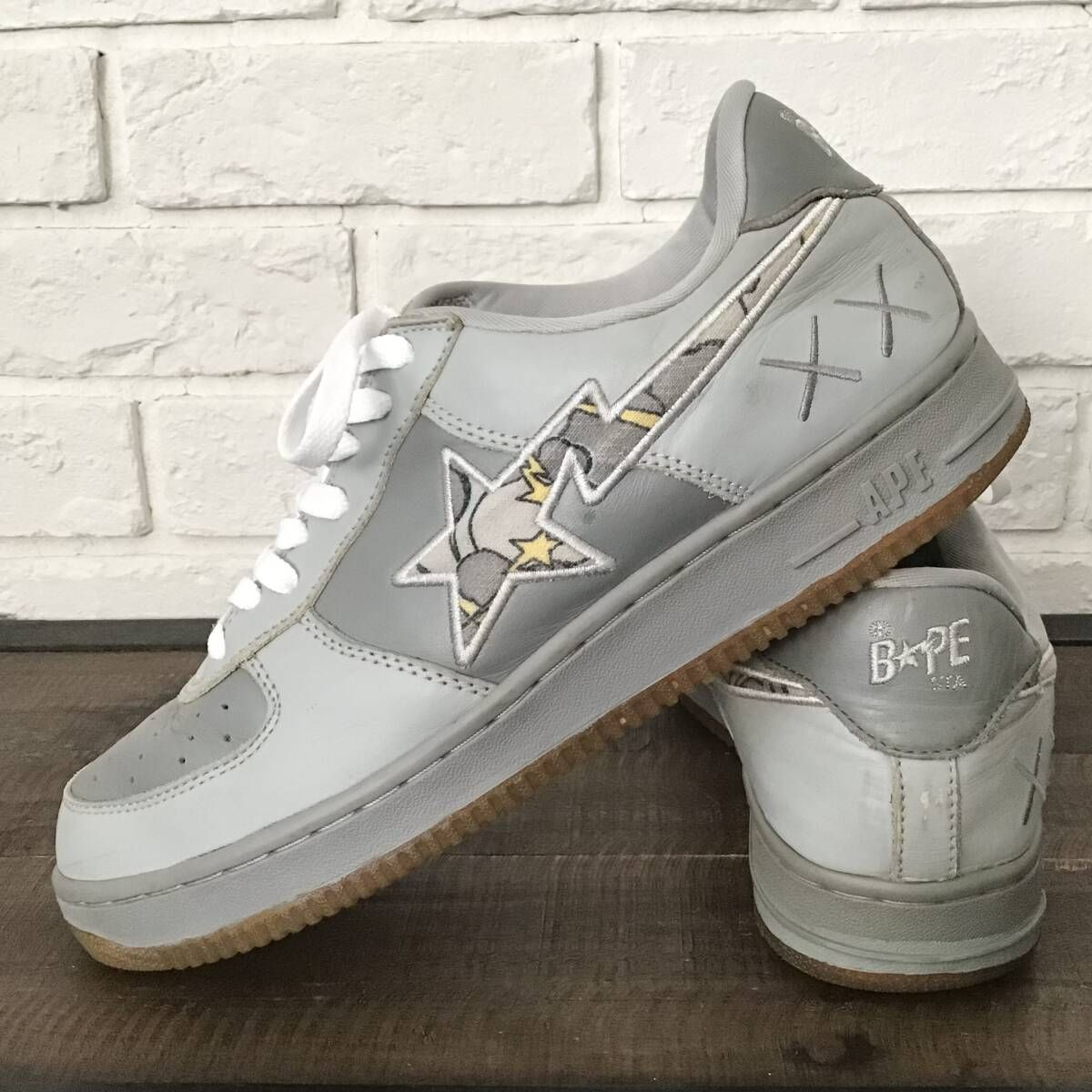 KAWS × BAPE STA レザー スニーカー 29cm a bathing ape star Skull 