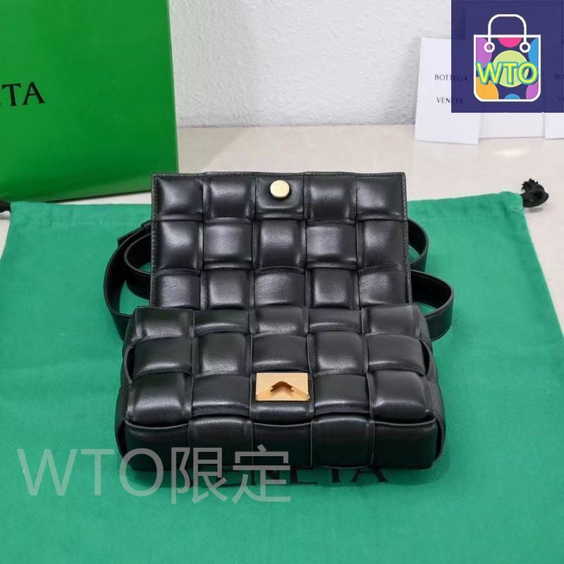 BOTTEGA VENETA スモールカセット レザーショルダーバッグ BOTTEGA VENETA カセット レザー バッグ ショルダーバッグ-MM