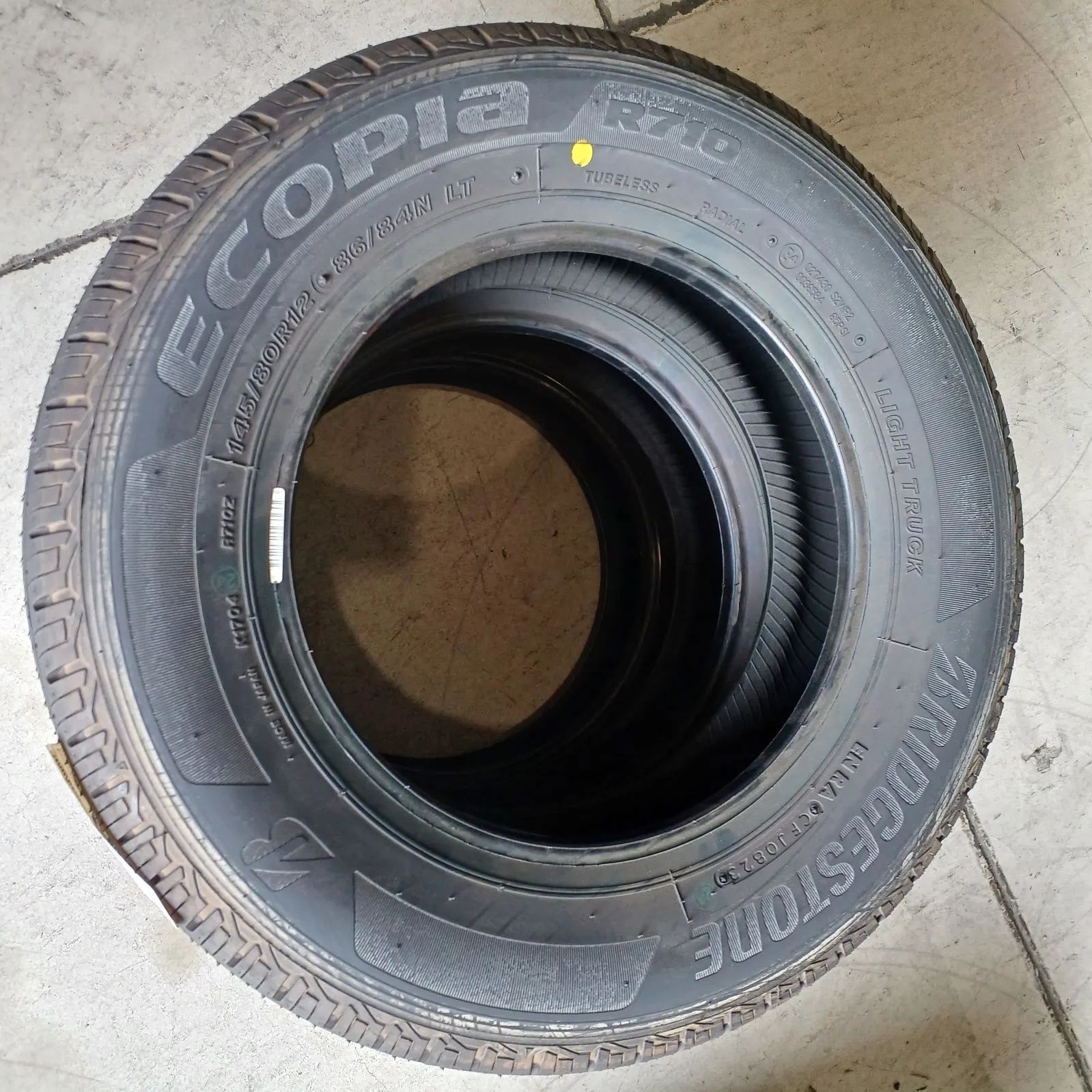 23年 R710 145 82R12LT 86 84N 3本 1SET