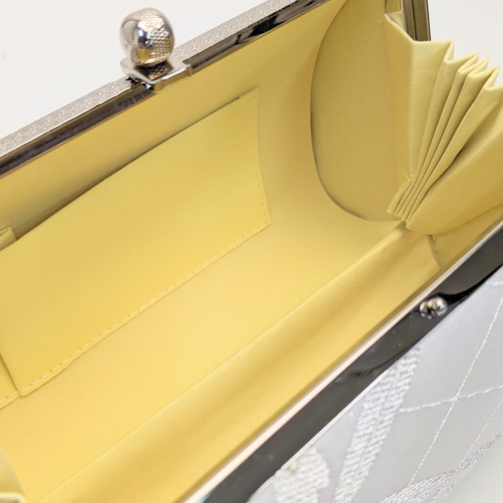 和装 草履バッグセット 帯地 菱 白×銀 3枚芯 フリーサイズ k16-9 和装 草履バッグセット 帯地 椿 白×銀 3枚芯 フリーサイズ k16-12