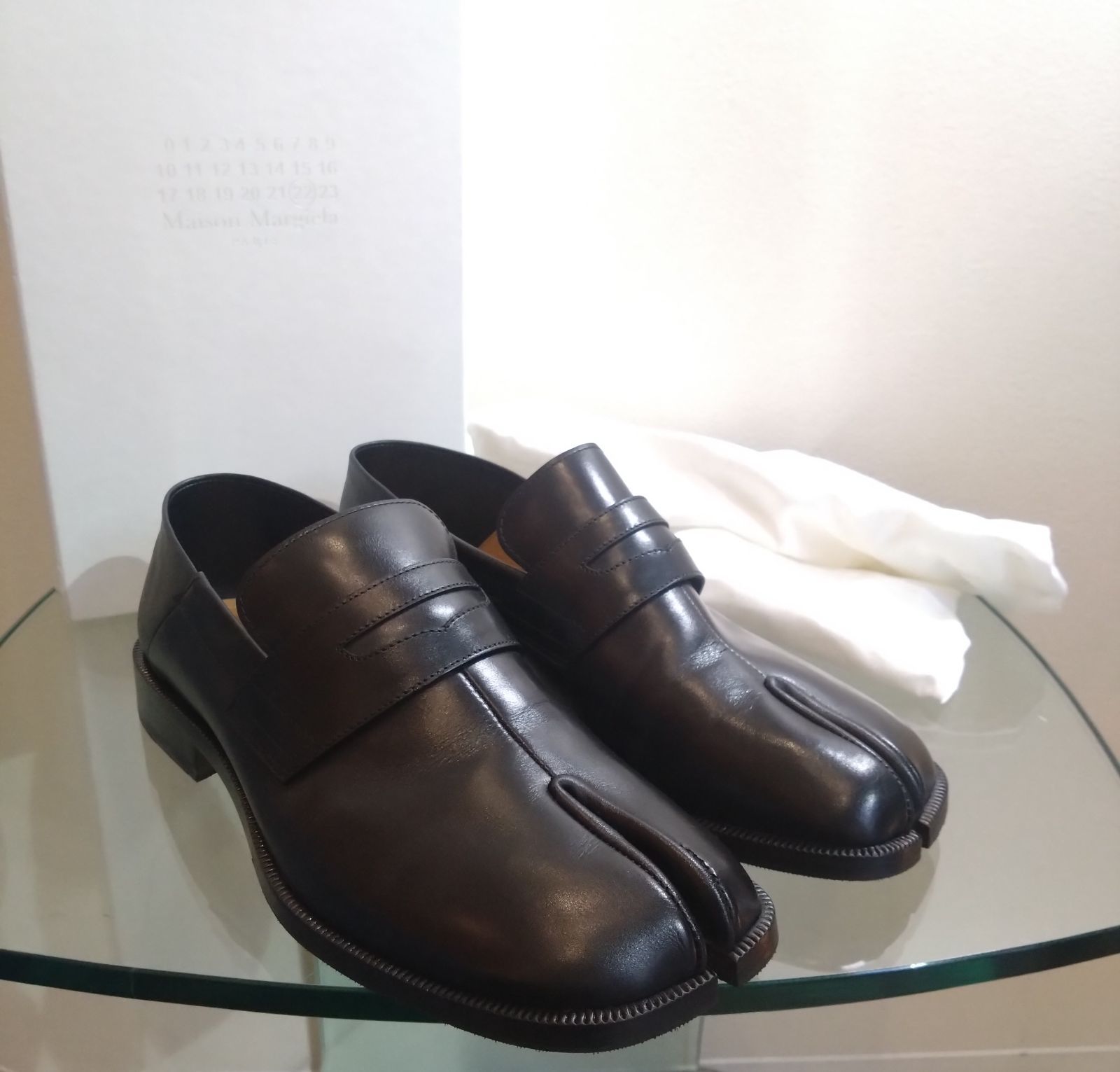 773 綺麗！メゾンマルジェラ レザー タビ ローファー 足袋 41 - メルカリ