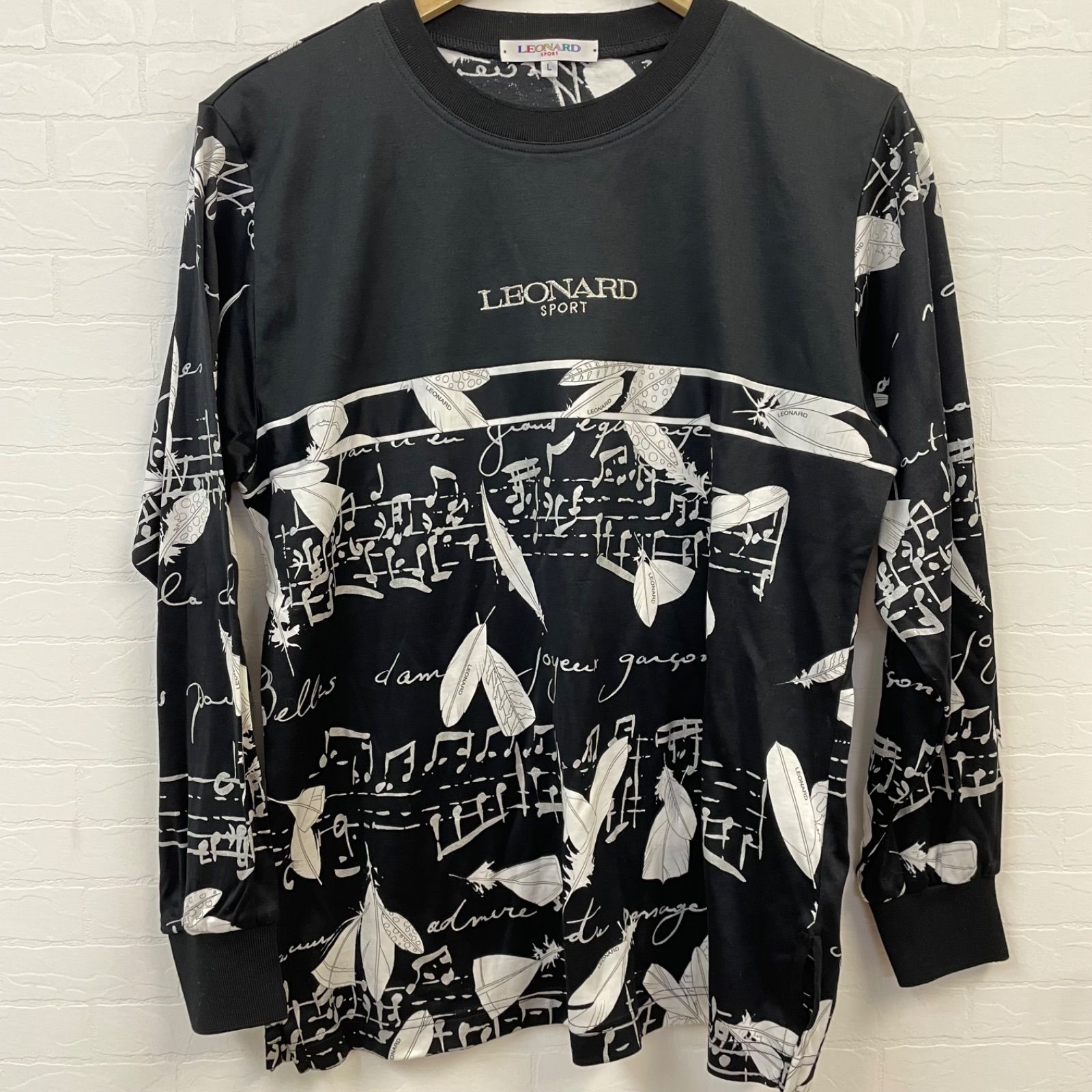 ✨美品✨　レオナール　トップス　シャツ　スポーツウェア　花柄　Sサイズ　115 ✨美品✨ レオナール トップス シャツ スポーツウェア 花柄 Sサイズ