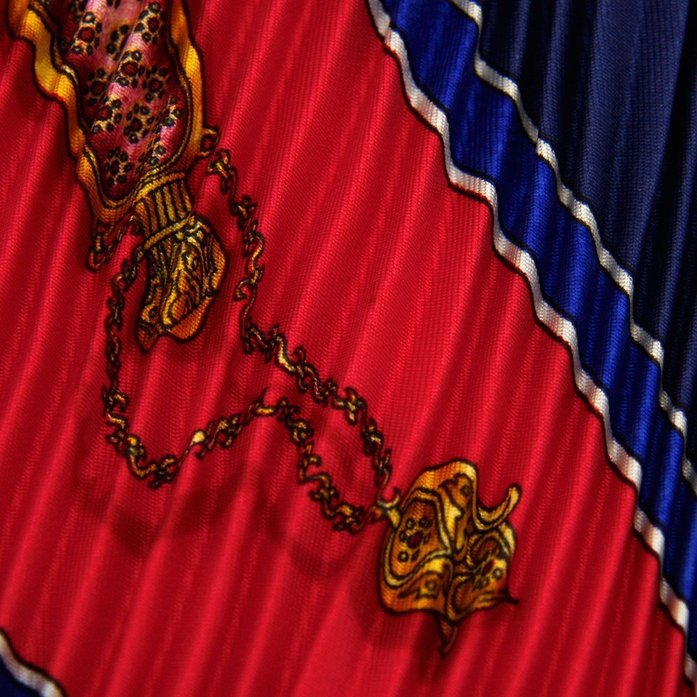 中古 良品】エルメス HERMES スカーフ プリーツカレ 90 Qu' importe le