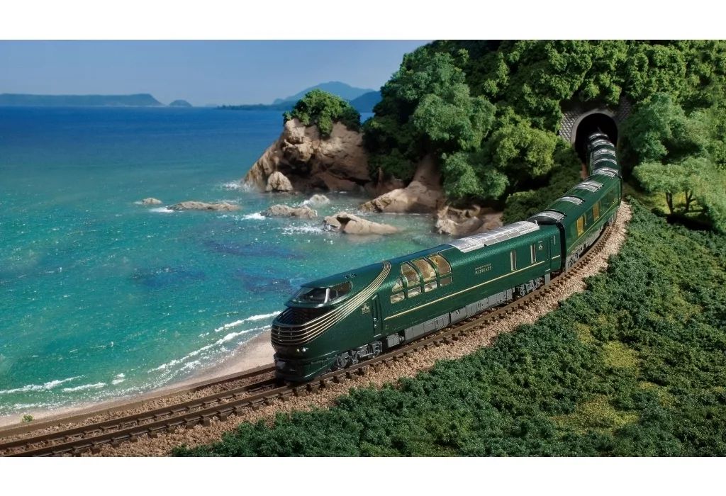 新品】鉄道模型 1/150 セール 87系 TWILIGHT EXPRESS 瑞風 4両基本セット [