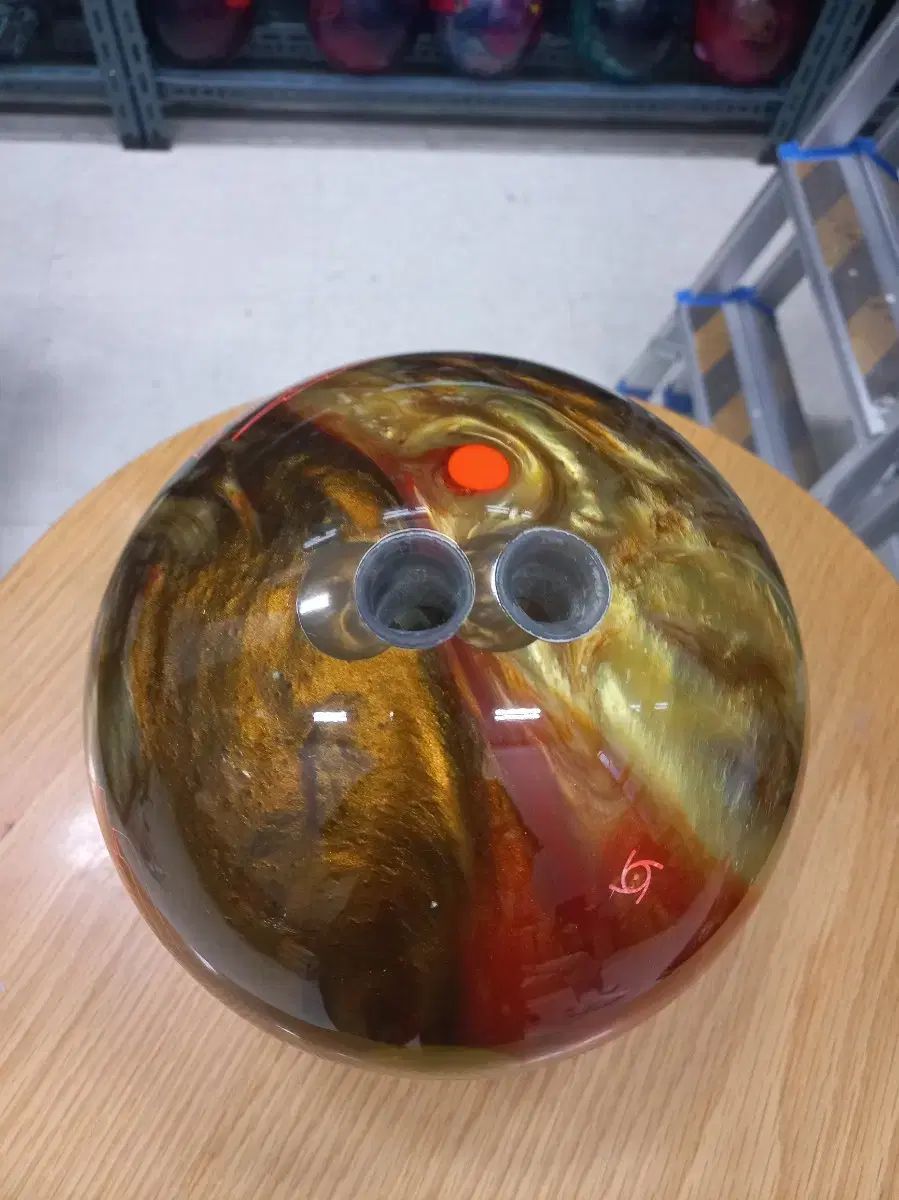 トゥーフィンガー ゴールデンゲート