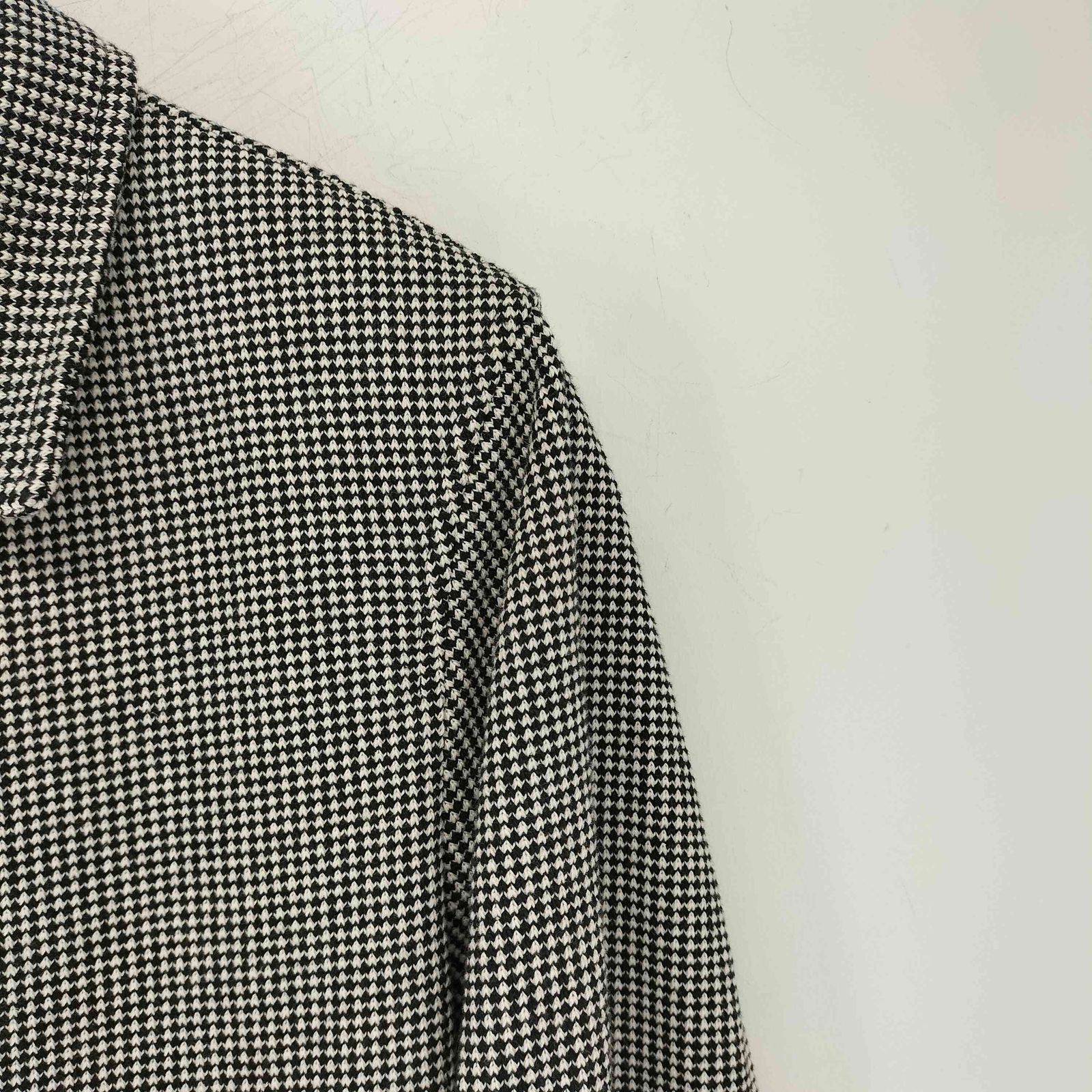 定価6万程度 高級 agnes b. HOMME ニットコート R-7157 定価6万程度 高級 agnes b. HOMME ニットコート R-7157 メンズ