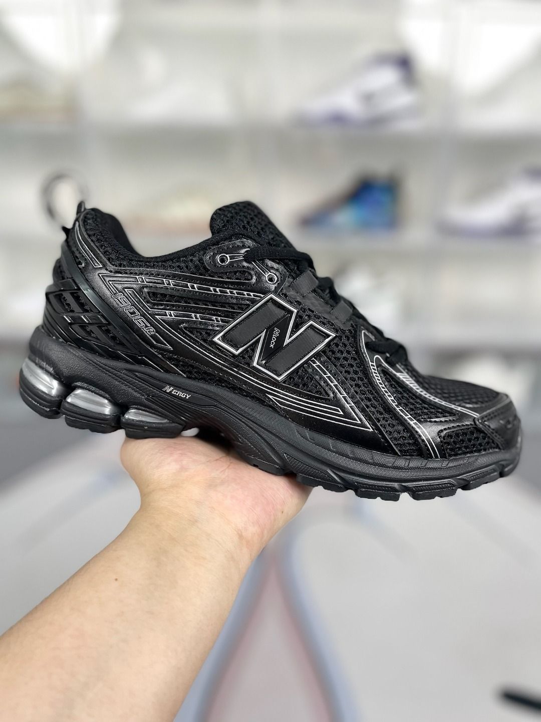 New Balance M1906RCH ニューバランス