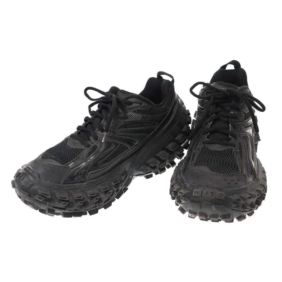 BALENCIAGA Defender bouncer 43