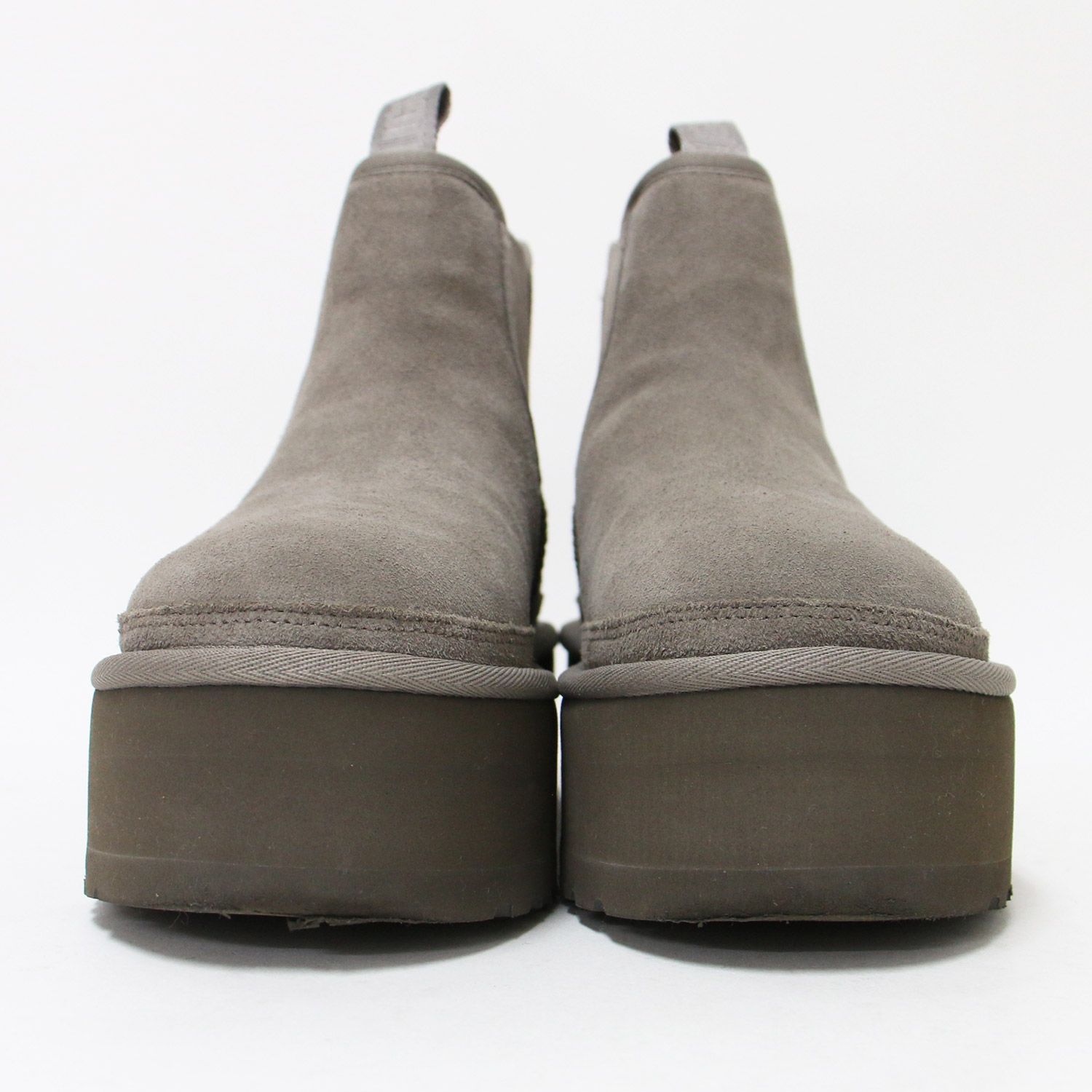 美品 UGG アグ ブーツ ショートブーツ グレー系 7 (24.0cm) サイドゴア