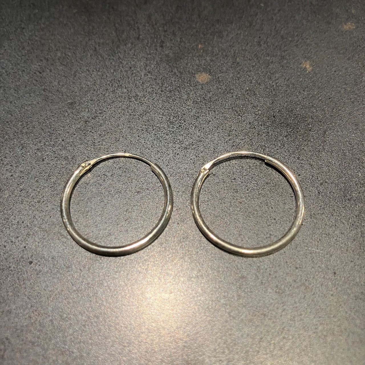 SILVER925 NARROW HOOP EARRINGS/シルバー/ピアス