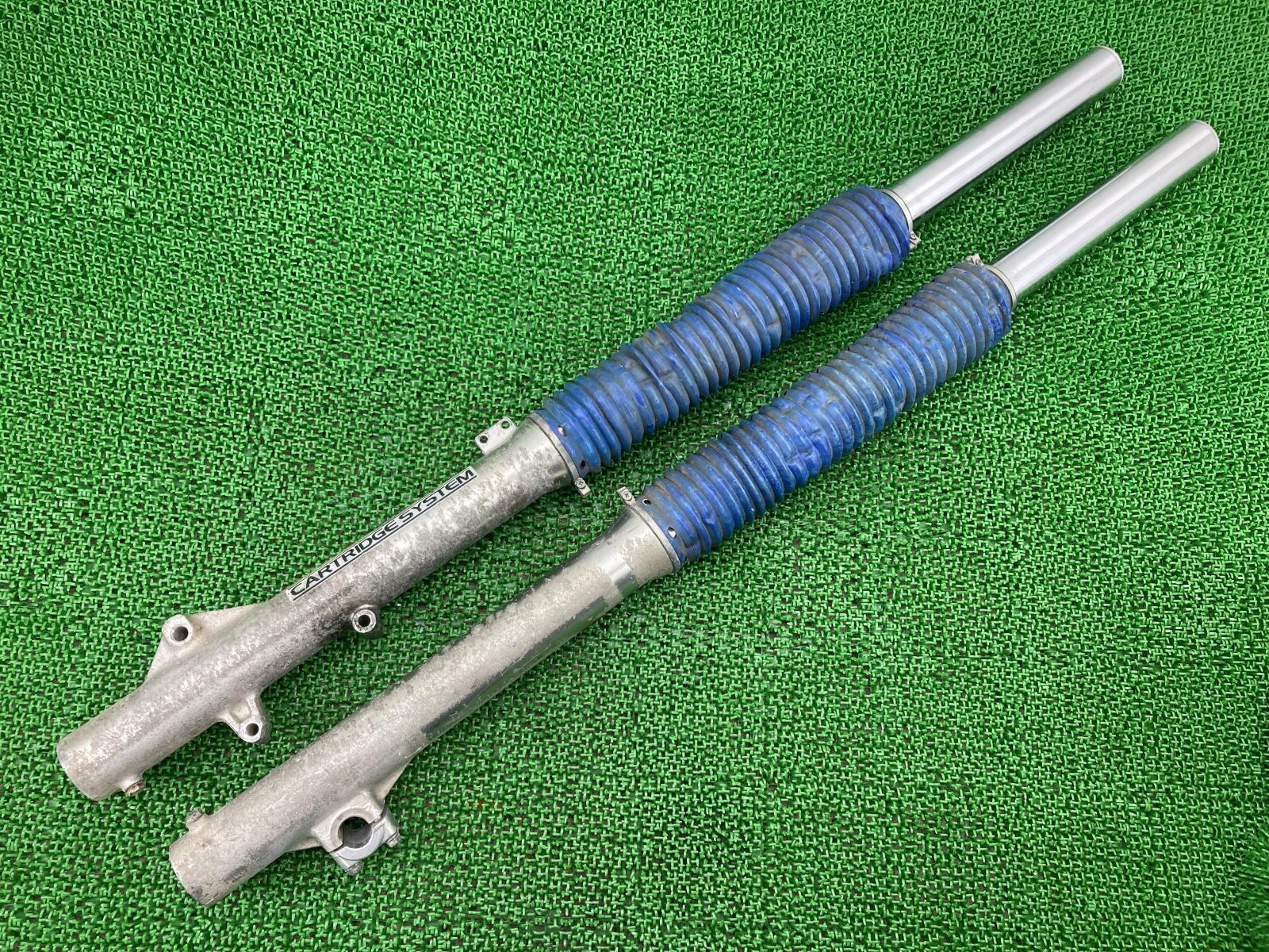 XLR250BAJA フロントフォーク 左右 KZ9 MD22-1402*** ホンダ 純正 中古 バイク 部品 MD22 41φ XLR250R  XLRバハ 曲がり無し 車検 Genuine - メルカリ