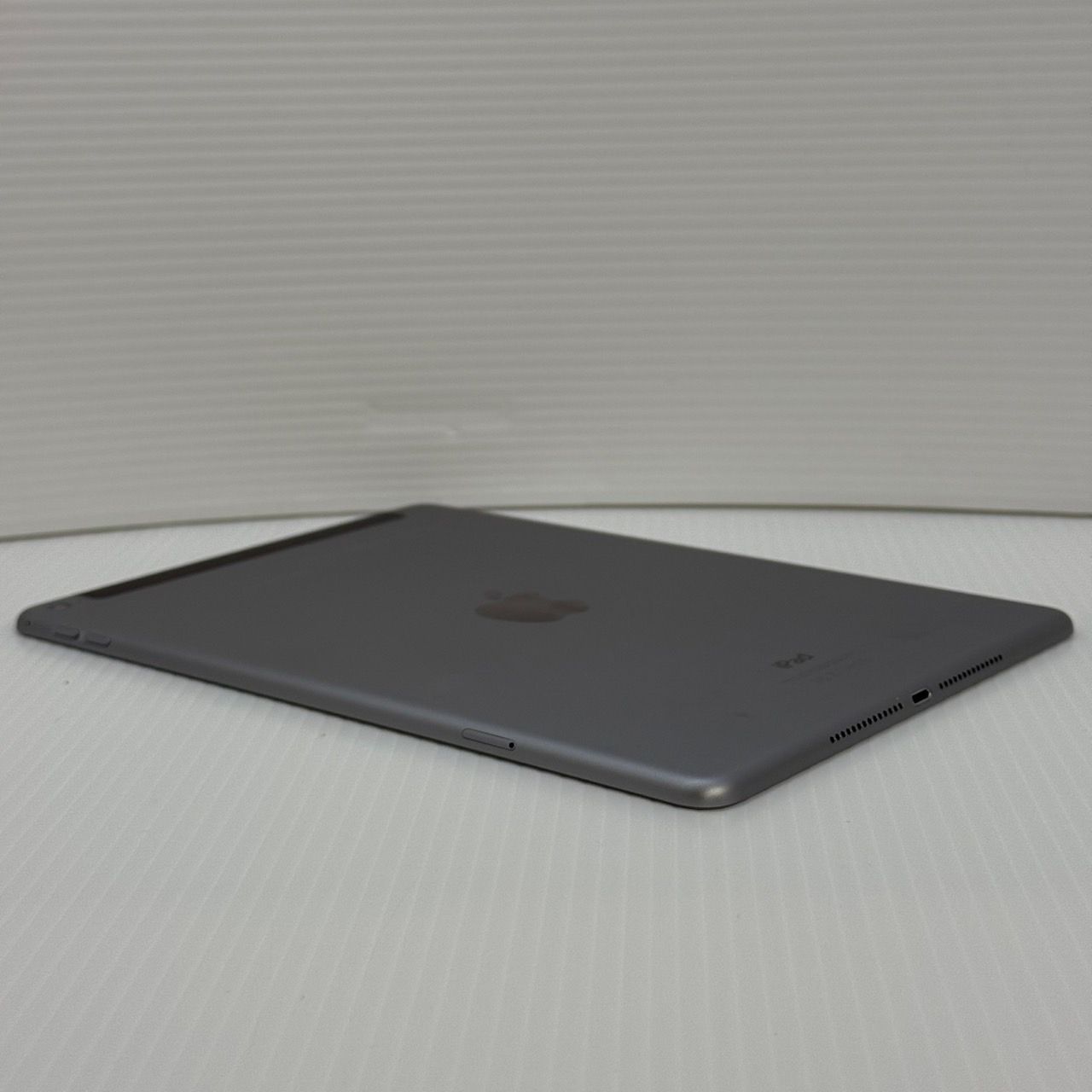 Apple iPad Air 2 32gb スペースグレー 本体 Wifi Amazon.com : Apple iPad Air 2 9.7-Inch, 32GB Tablet (Space