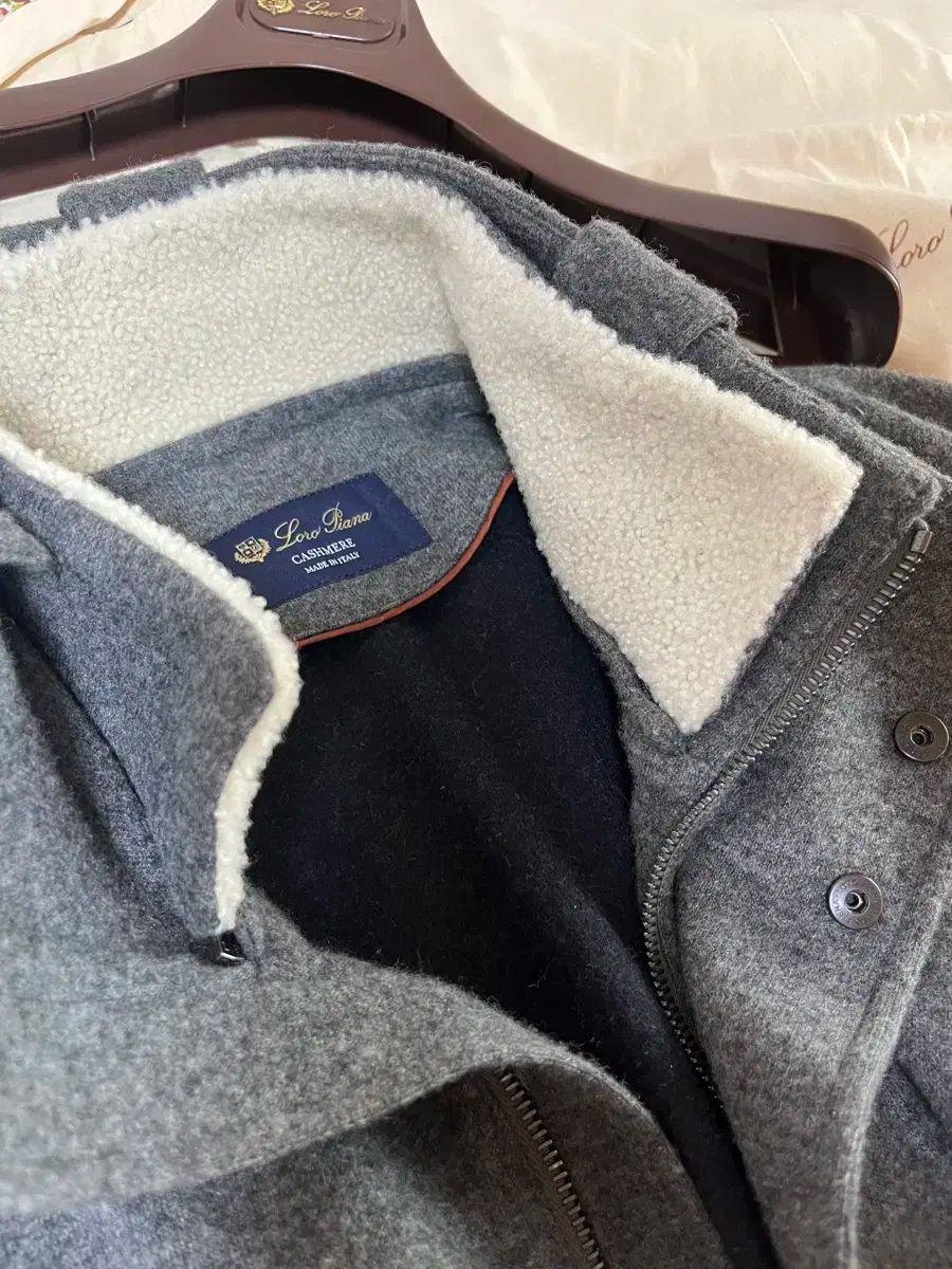 Loro Piana(ロロ・ピアーナ) カシミア アイザー L
