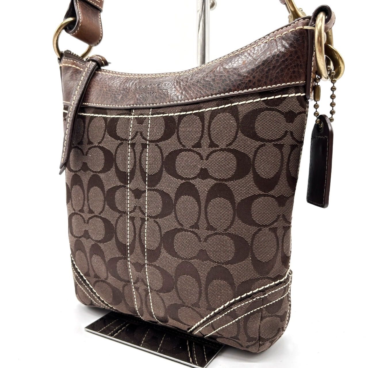 インターネットショッピングにて購入の正規品 美品✨COACH ワン 