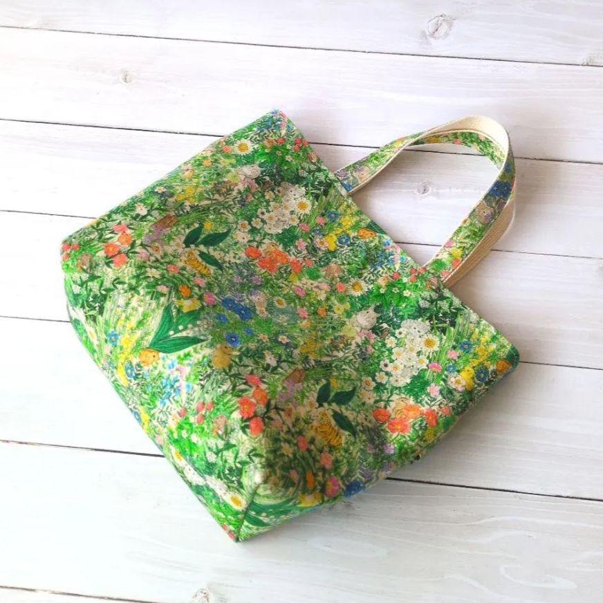 ユキエモン☆フリルのお散歩トートバッグ（ボタニカルフラワー  