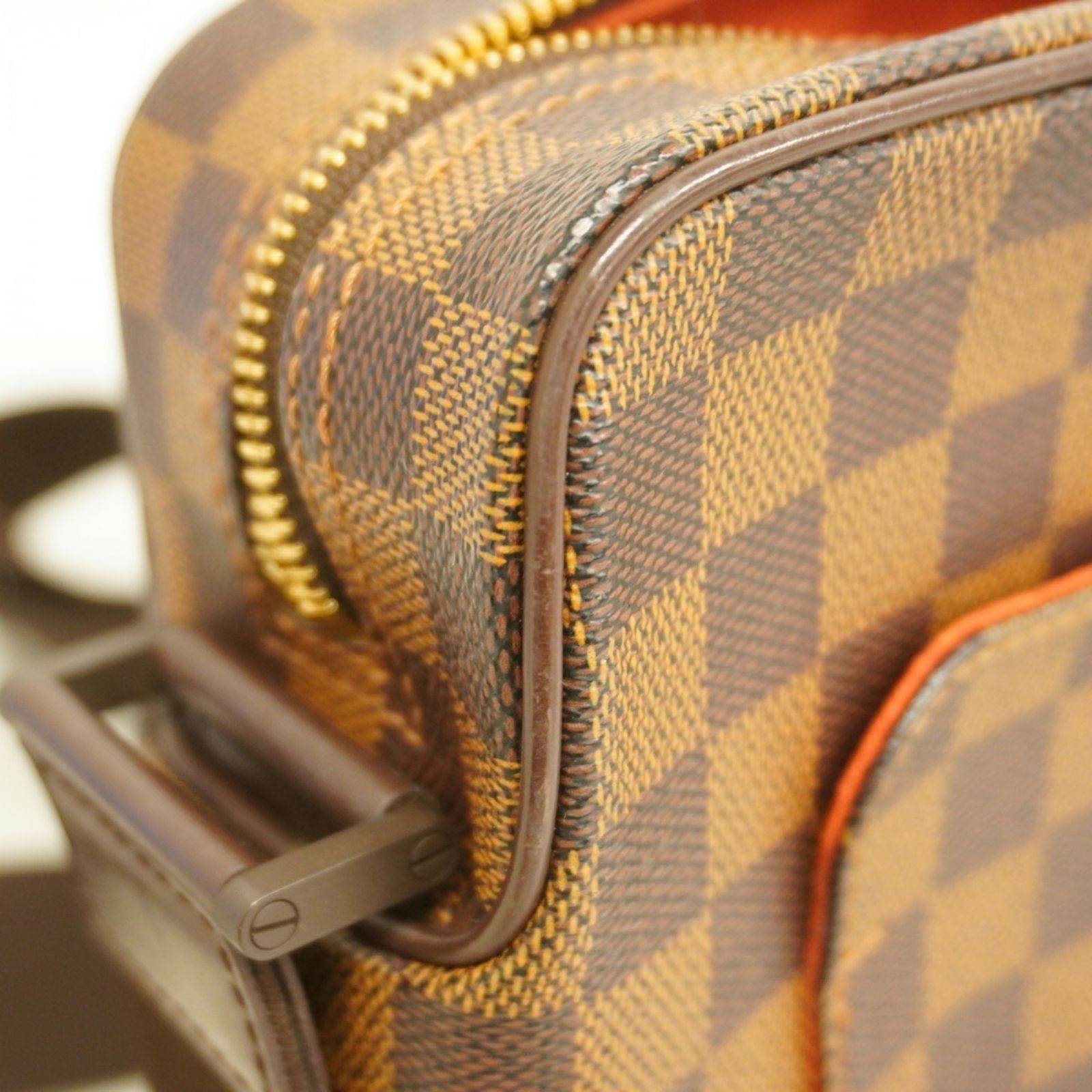 Vuitton ルイ