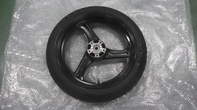 インパルス400 塗装済み前後　タイヤ500km使用 無縁単車墓地群 その18 GSX400X Impulse