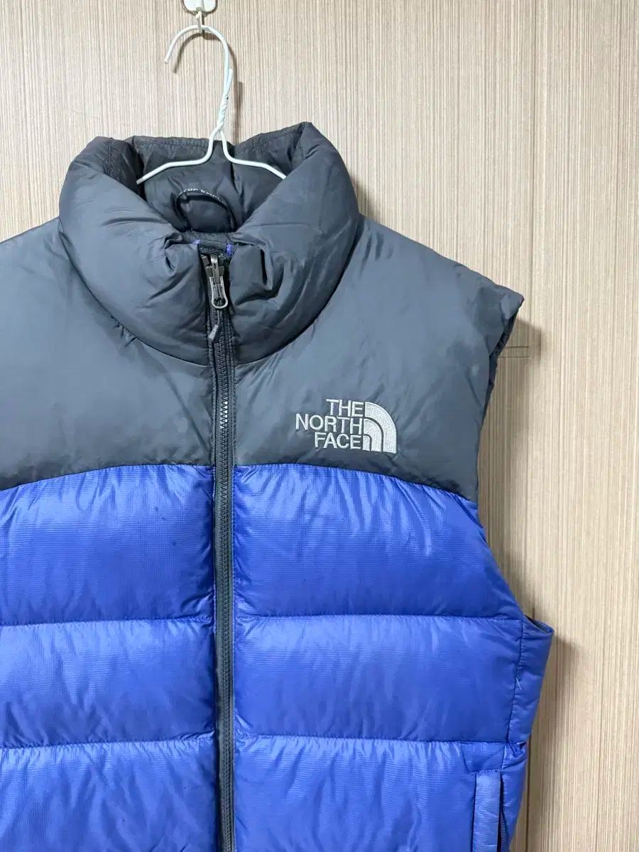 ノースフェイス ヌプシ ダウンベスト 700 フィル THE NORTH FACE(ザ