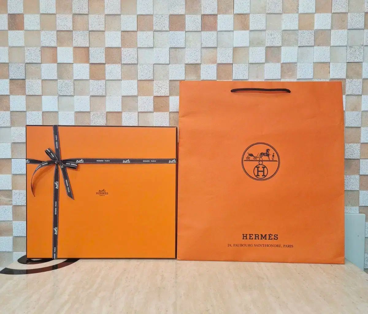 SALEセールエルメスHERMÈS ショッパー＆リボン付きケースセットまとめ売り 正規品 Hermes(エルメス) ショッピングバッグ+箱 +リボン SET
