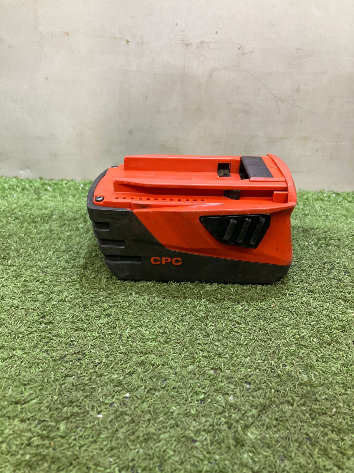 品 0921 HILTI 21.6V5.2Ahリチウムイオンバッテリー B22|5.2 IT3VMVNLAGR3