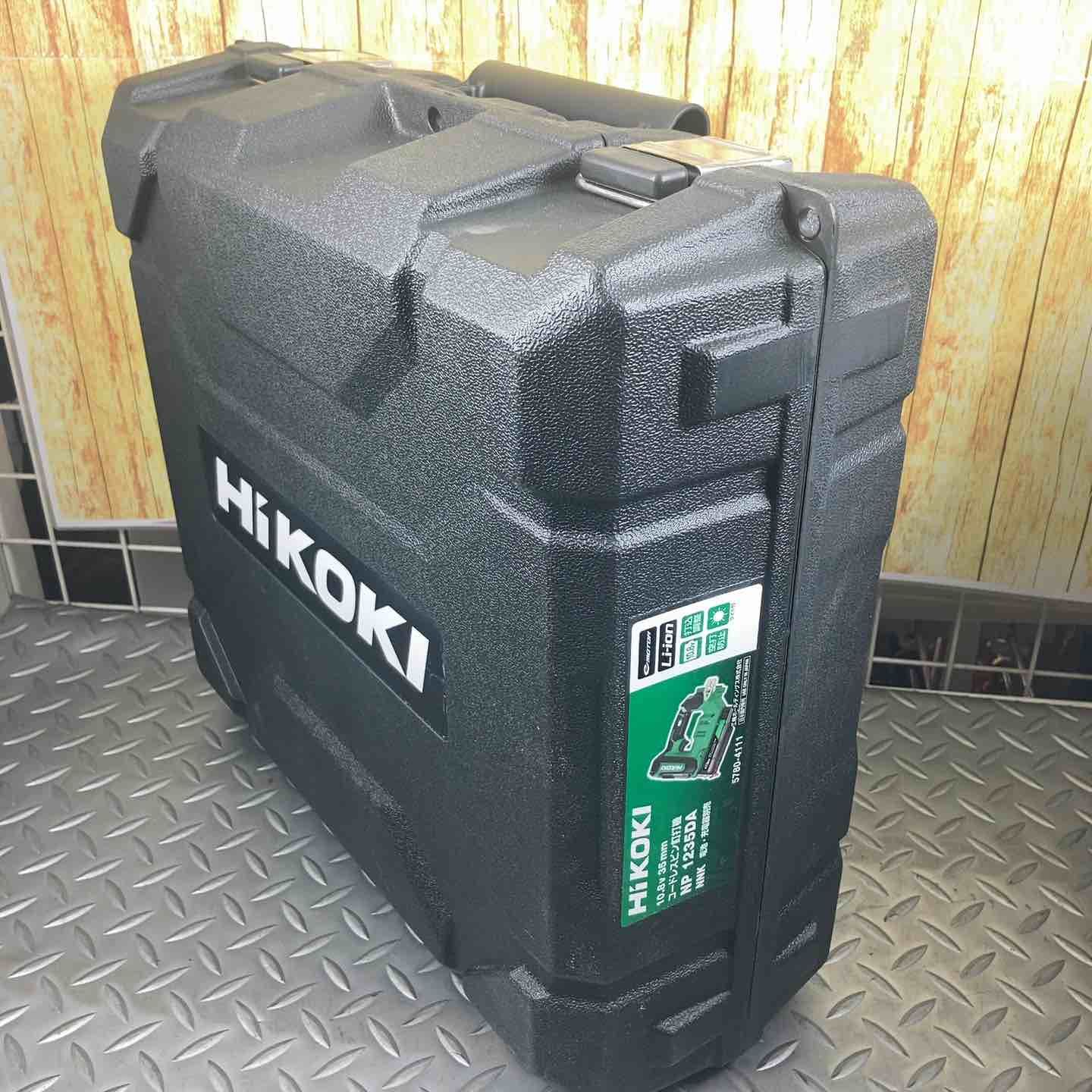 10.8V 充電式ピン釘打機