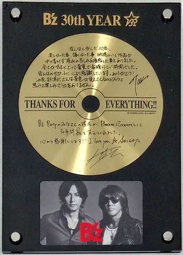 【本日限定出品】B&#39;z 30周年記念盾 Amazon.co.jp: B'z 30th YEAR ビーズ 30周年記念 ゴールド