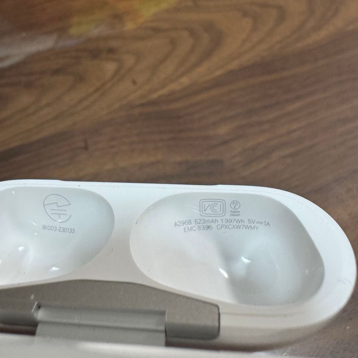 極美品！ AirPods pro 第2世代 充電ケース USB Type-C MTJV3J/A - メルカリ