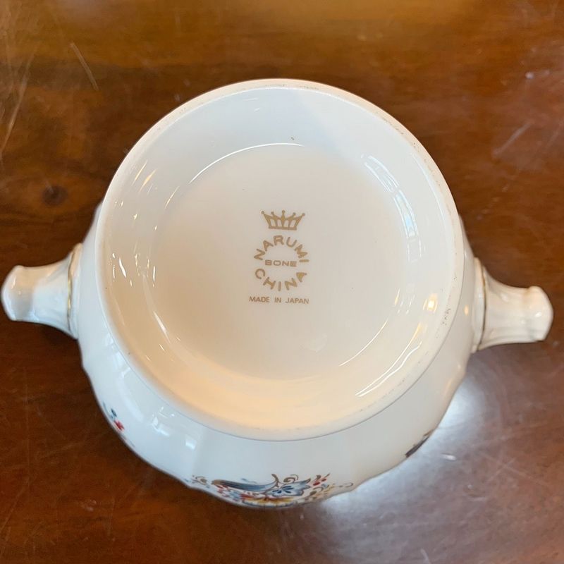 ナルミ 花柄と金縁の皿セット7枚 金彩 ボーンチャイナ シャリラムーン