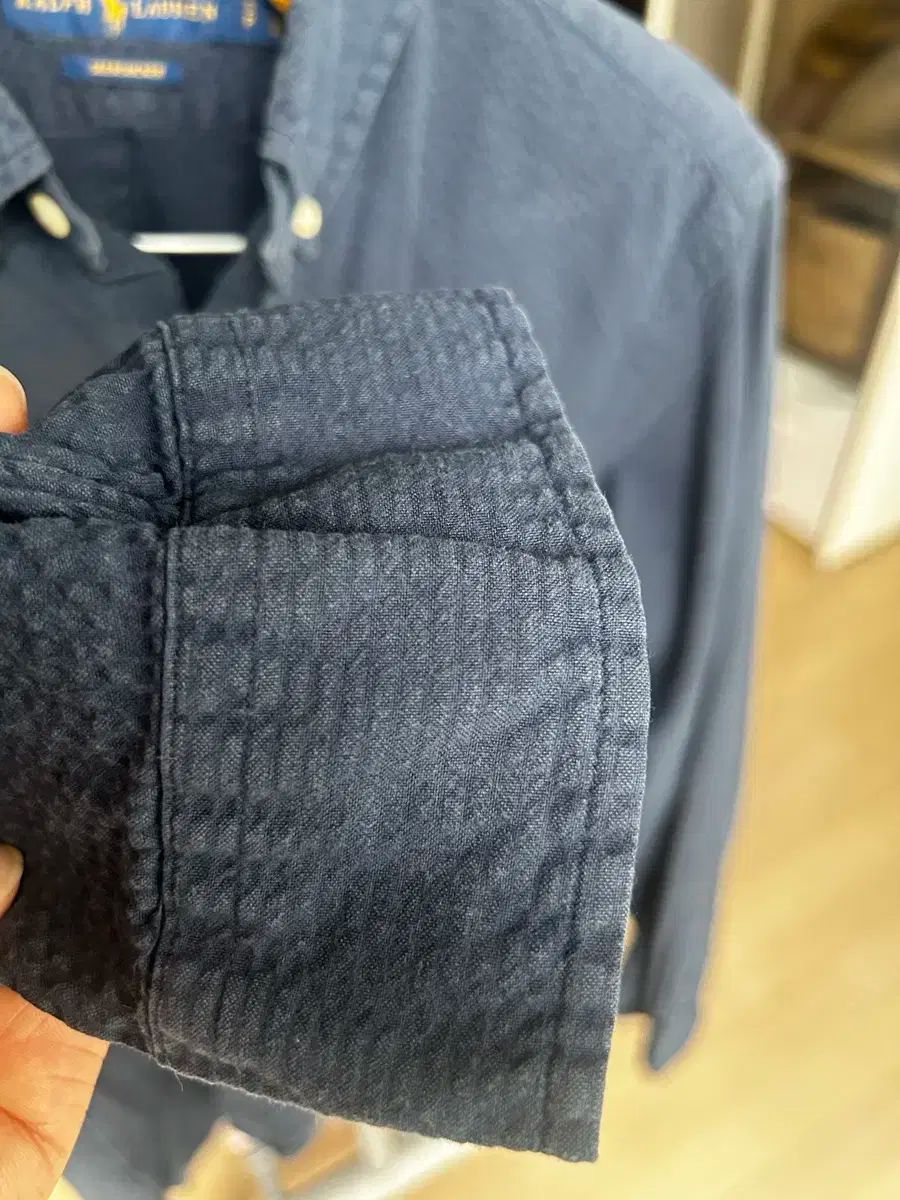 シャツ