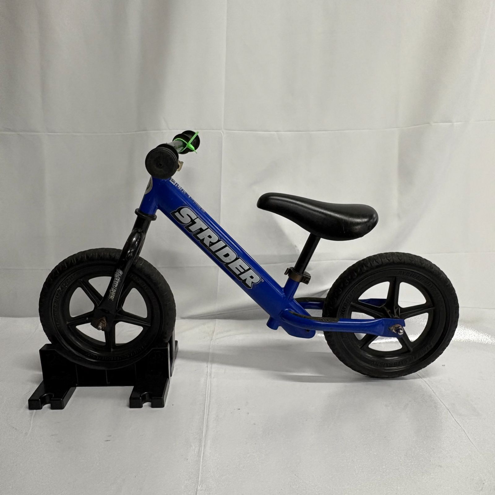 STRIDER ストライダー ST-4 バランスバイク 室内保管 ストライダー 