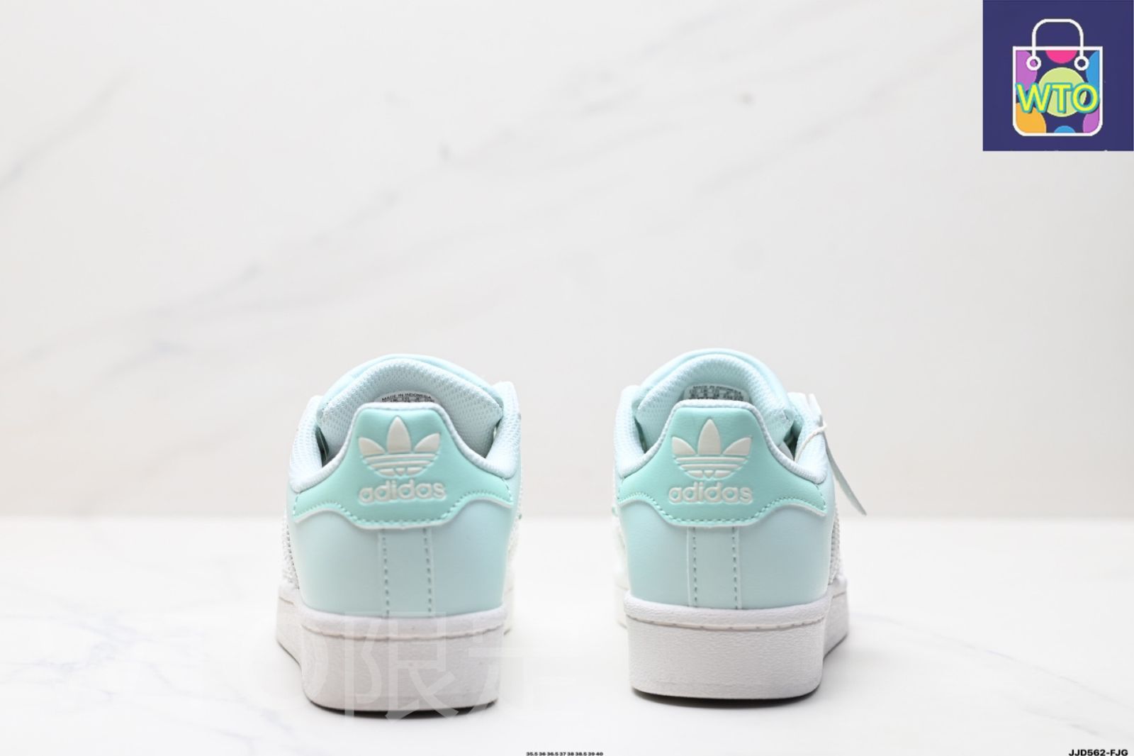 ユニバーサル カジュアル