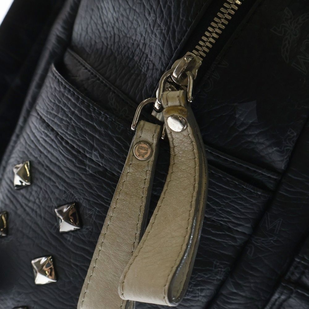 MCM (エム シー エム) LOVELESSコラボ スタッズ バックパック