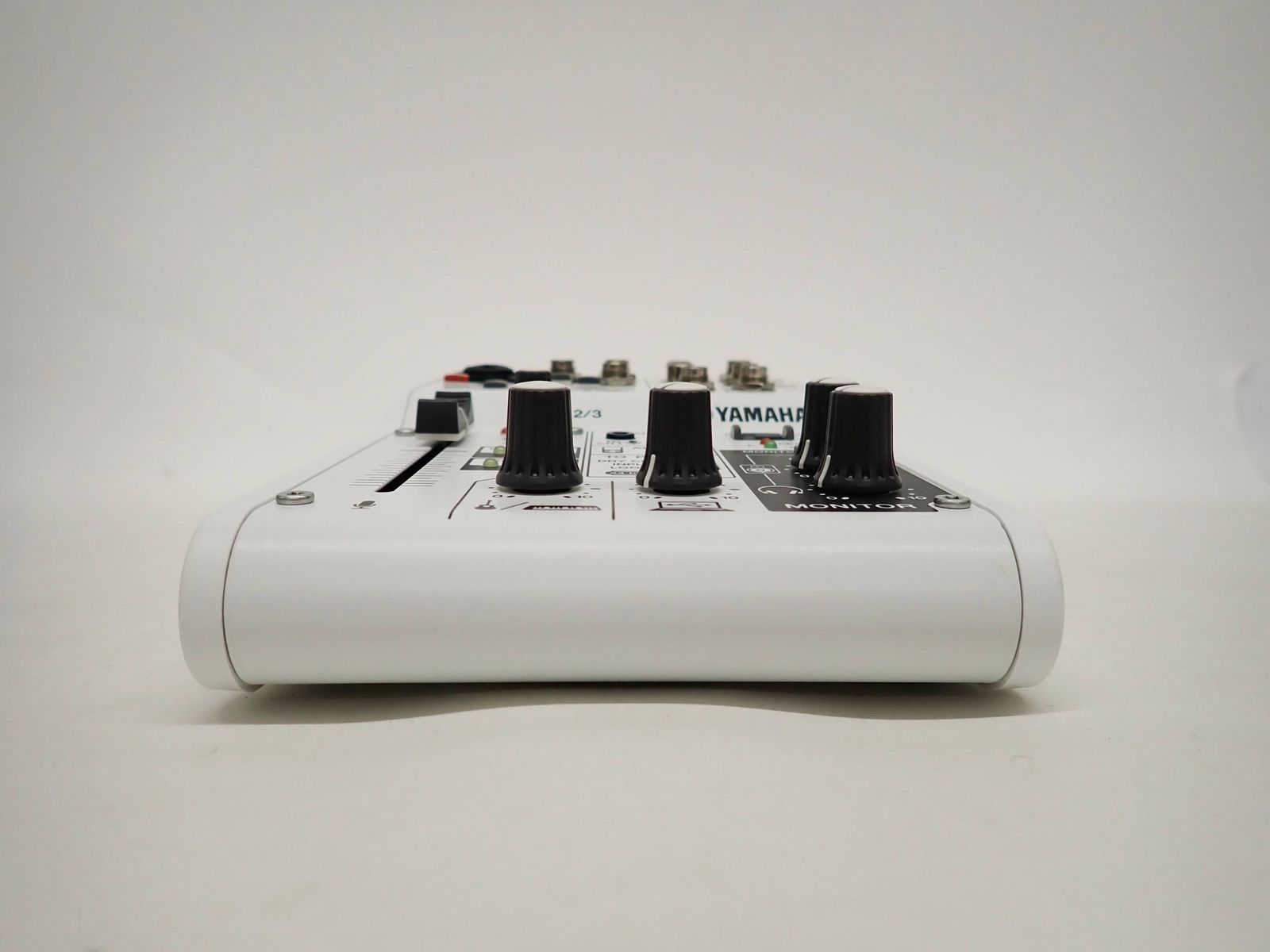ジャンク YAMAHA ウェブキャスティングミキサー ミキシングコンソール