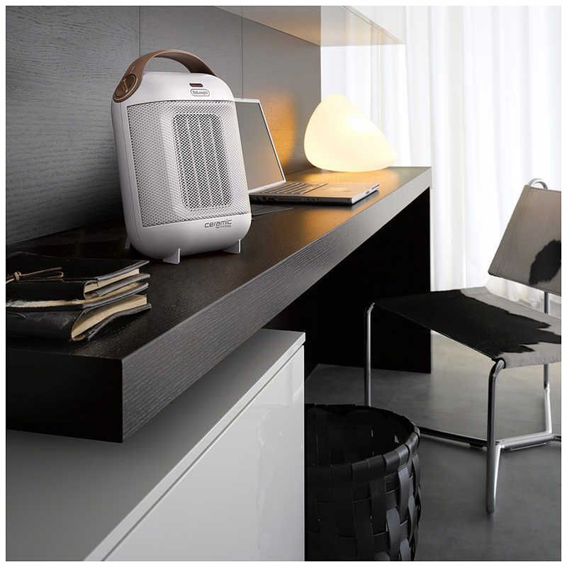 未開梱 デロンギ セラミックファンヒーター デロンギ 1150W 電気ヒーター HFX30C11-IW アイボリーホワイト