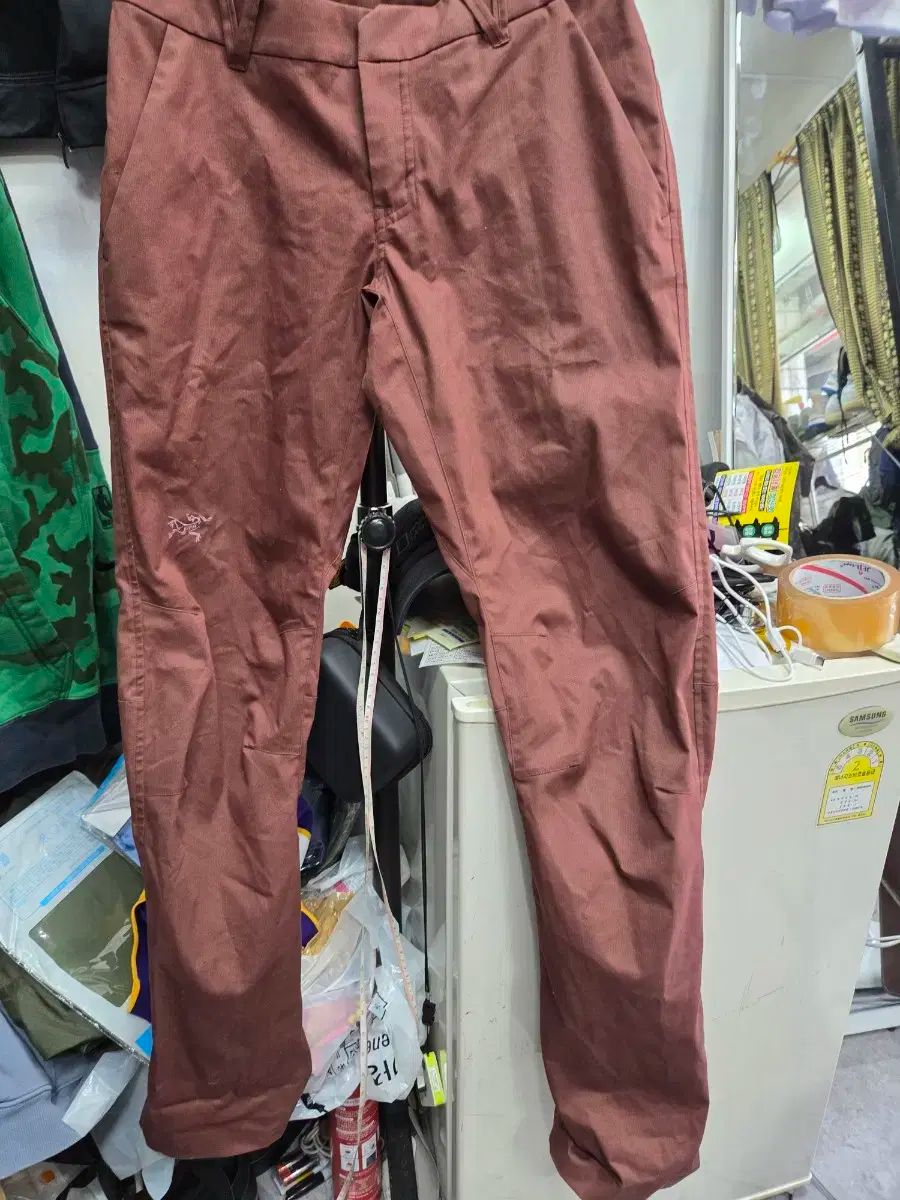アクリテックス ブラウンパンツ