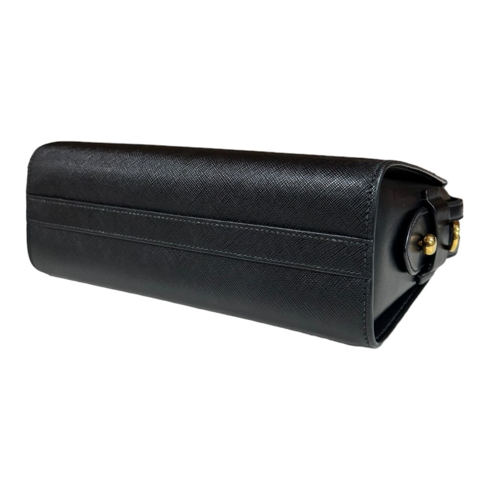 プラダ サフィアーノ ショルダーバッグ レザー 1BH104 ブラック  