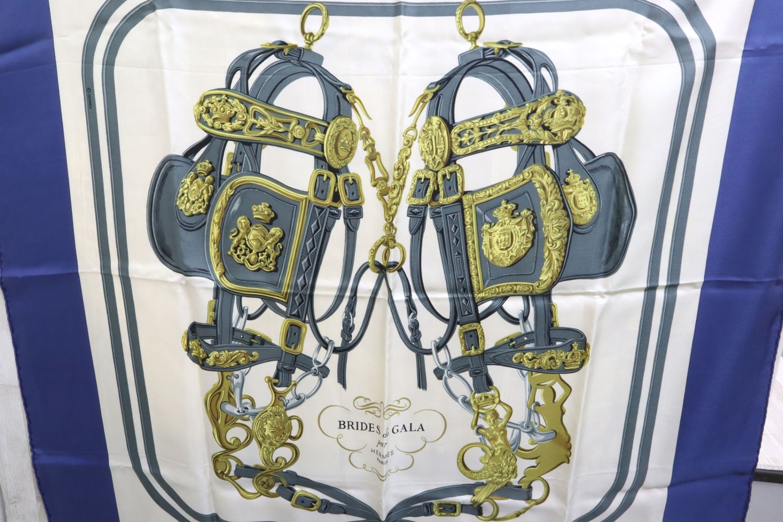 HERMES エルメス カレ90 BRIDES de GALA スカーフ ネイビー 式典