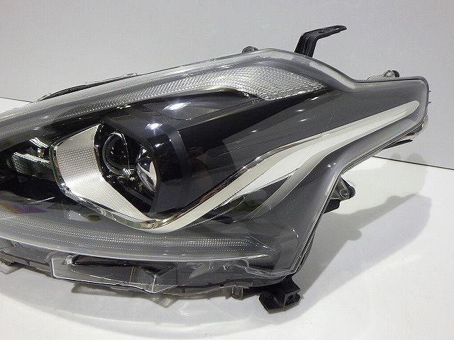 シエンタ170系前期 LEDヘッドライト左側 シエンタ ヘッドライト左側