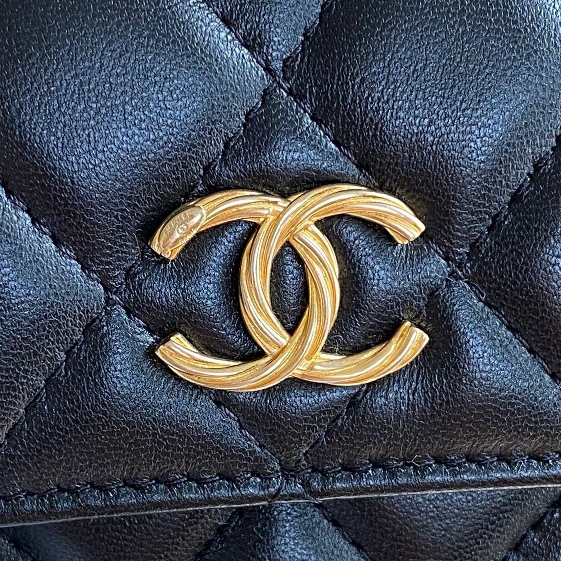 【CHANEL】チェーンウォレット ミニバッグ マトラッセ　ラムスキン 黒色 シャネル CHANEL マトラッセミニチェーンウォレット ブラック