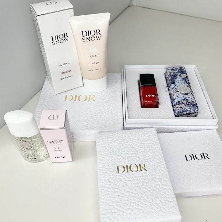 ディオール スノー UV Shield SPF 50 30ml ルージュ ネイル Dior まとめ