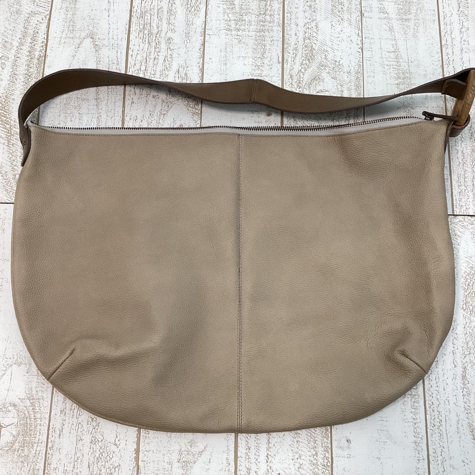 【未使用】YURUKU ショルダーバッグM 中古品/YURUKU ショルダーバッグ - メルカリ