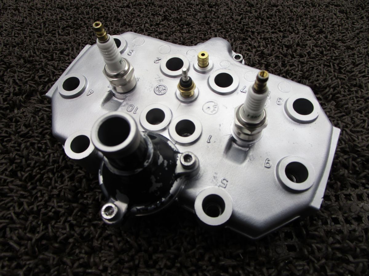 RZ250R シリンダーヘッド U495！29L ヤマハ 【 29L 】 動画有