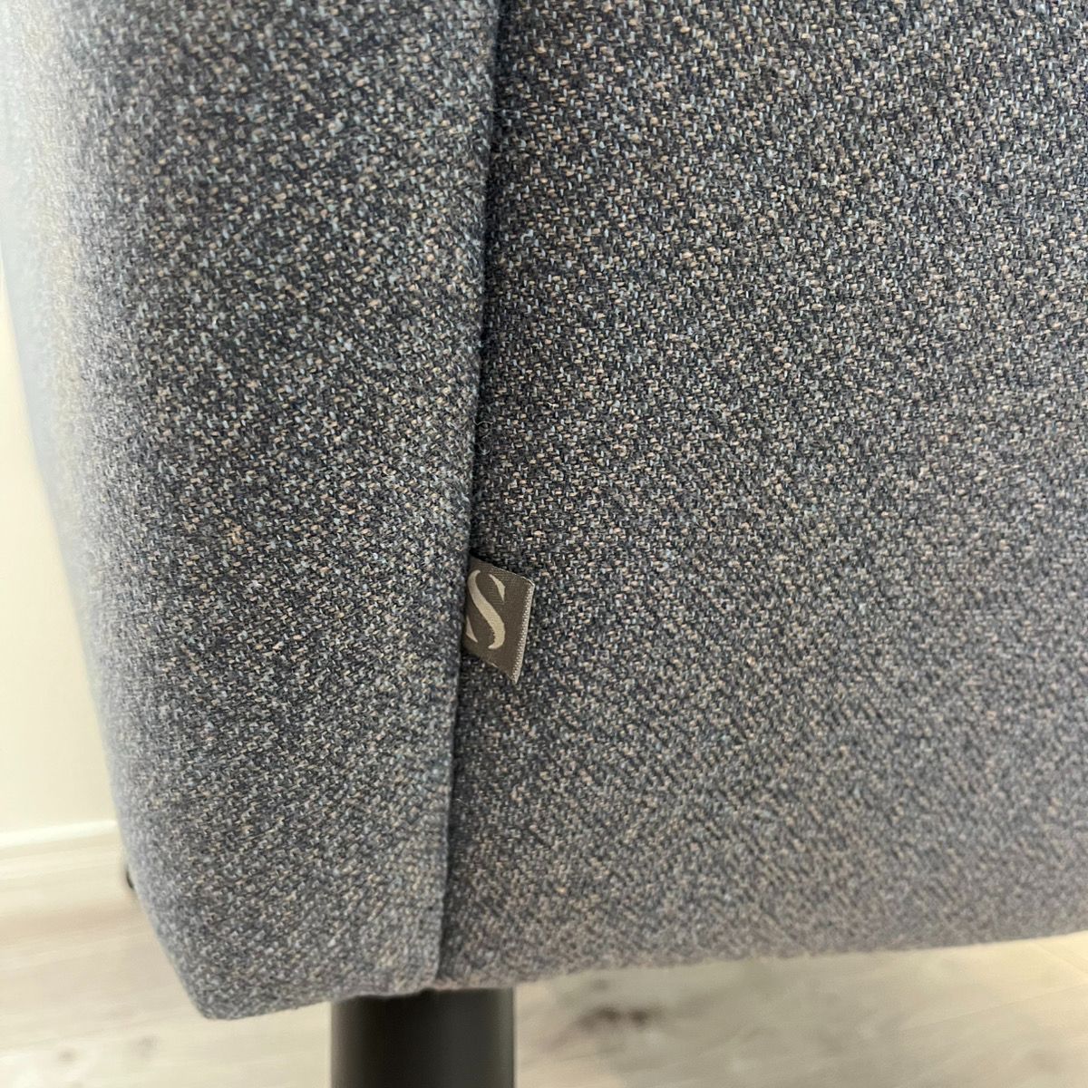 ラウンジチェア