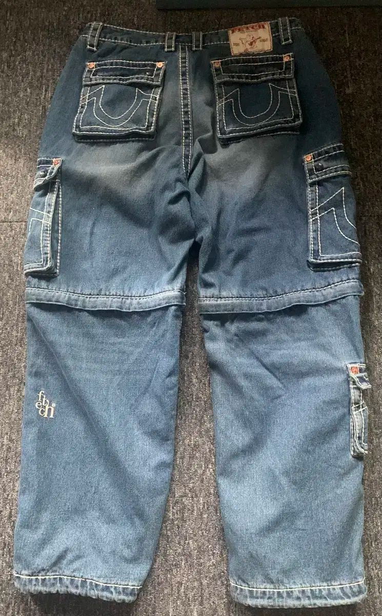 TRUE RELIGION トゥルーレリジョン x フェッチ 別れる カーゴ パンツ インディゴブルー