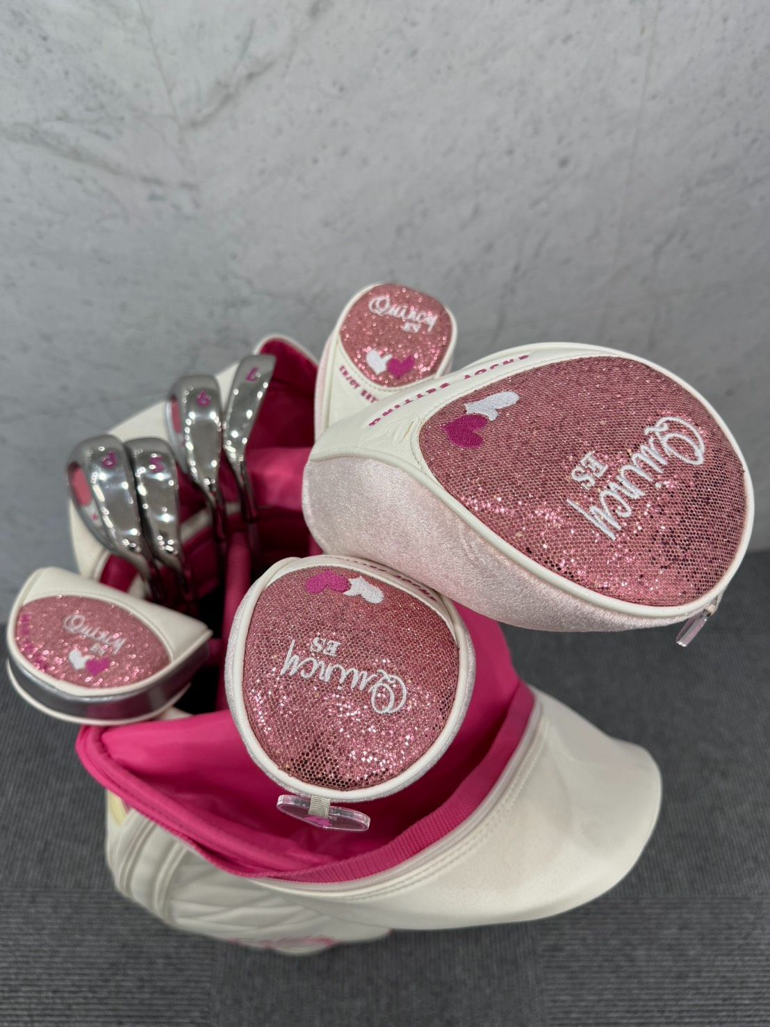 初心者の女性におススメ キャロウェイ クインシー レディースゴルフクラブセット 8本 キャディバッグ付き