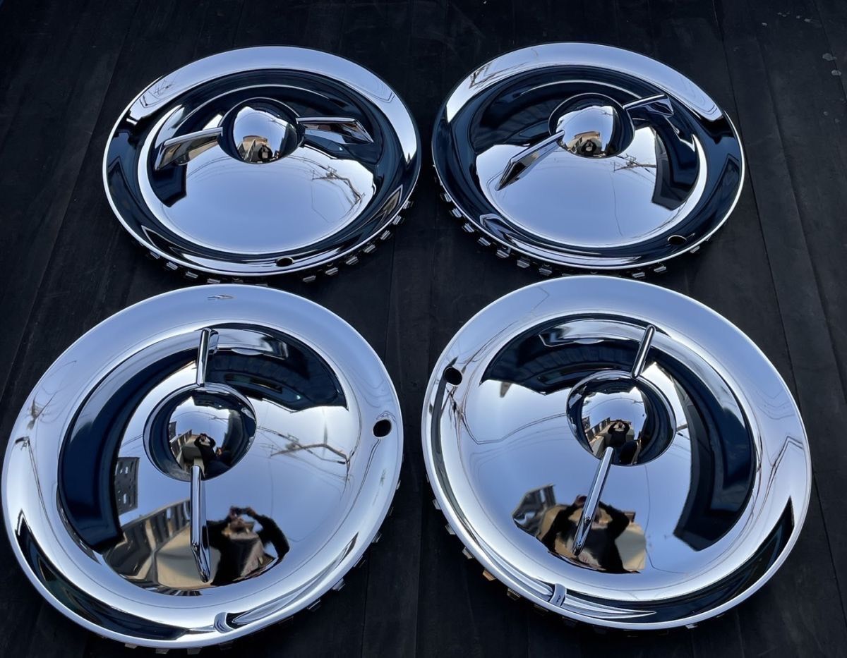 MOONEYES カスタムクロームホイールカバー 15インチ×4 MOONEYES カスタムクロームホイールカバー 15インチ×4